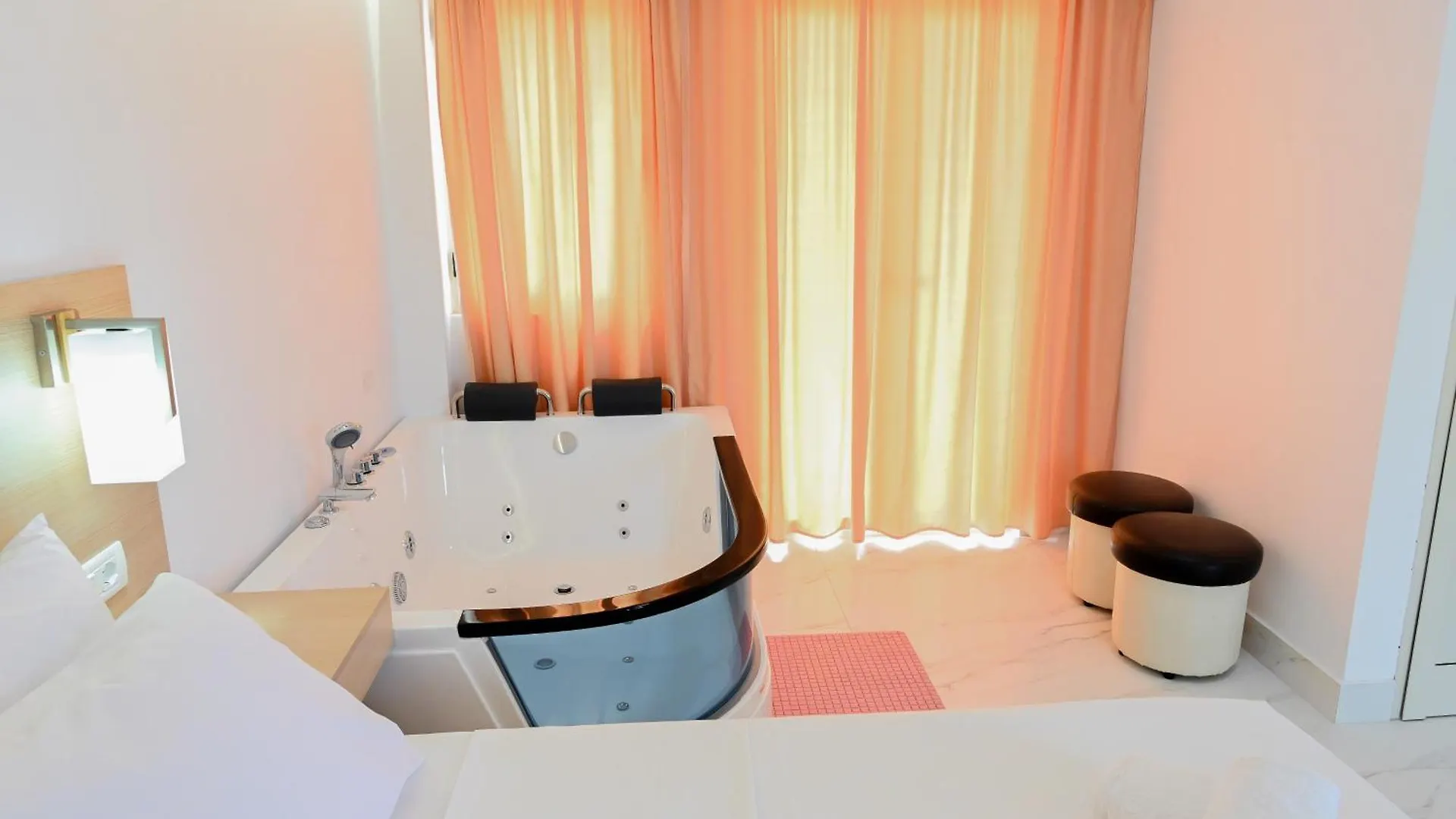 Kriti - Shengjin Hotell